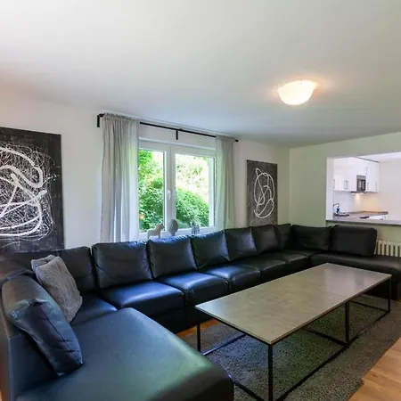 Lars בית נופש בראונלאגה